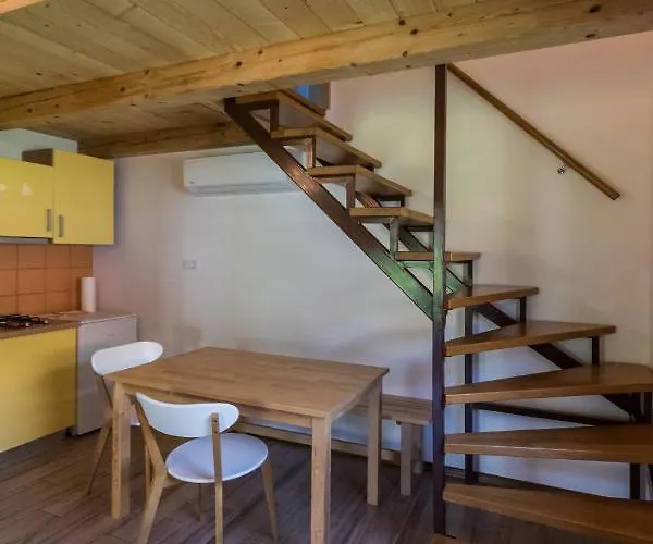 Hisa Natasa * Dreznica